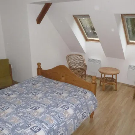 Σπίτι διακοπών Spacious In With Garden Rudník