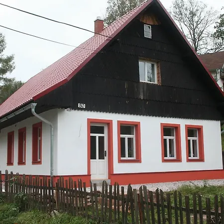 Spacious In With Garden *