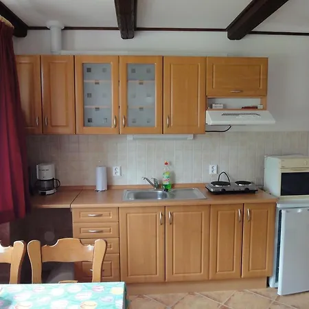 Spacious In With Garden Σπίτι διακοπών Rudník